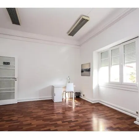 Houze Spacious 9 Bedroom Flat In Central Lisbon Lisbon